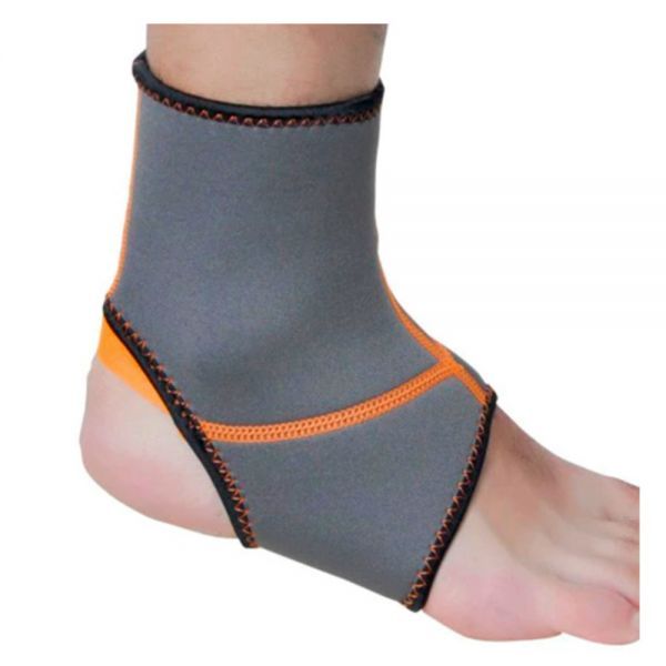 Protector de tobillo negro Live up